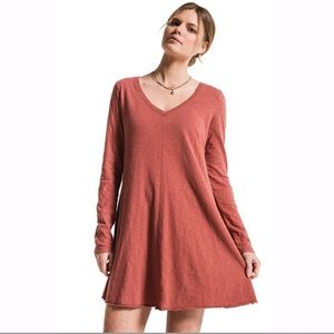 Z Supply long sleeve v-neck dress - small
